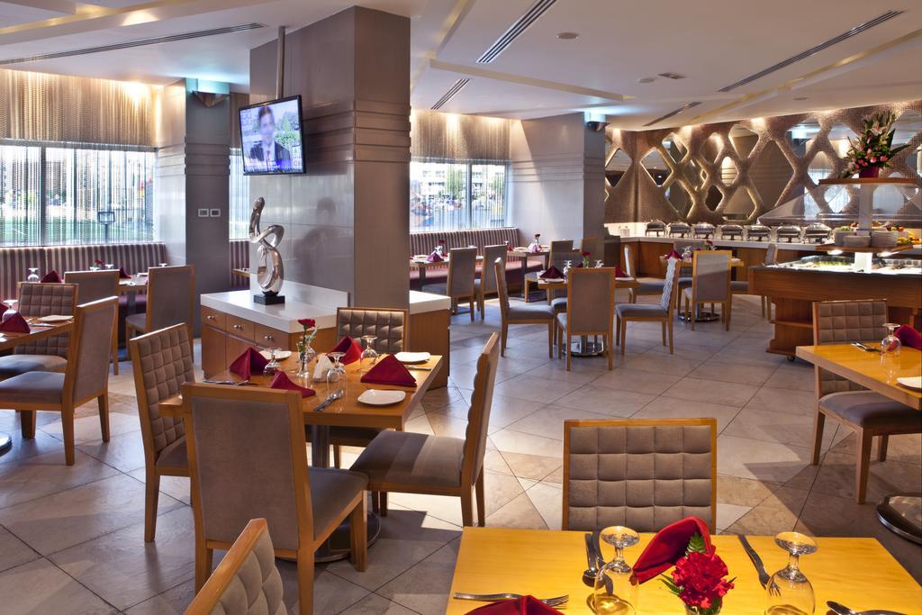 Landmark Riqqa Hotel Dubai Eksteriør billede