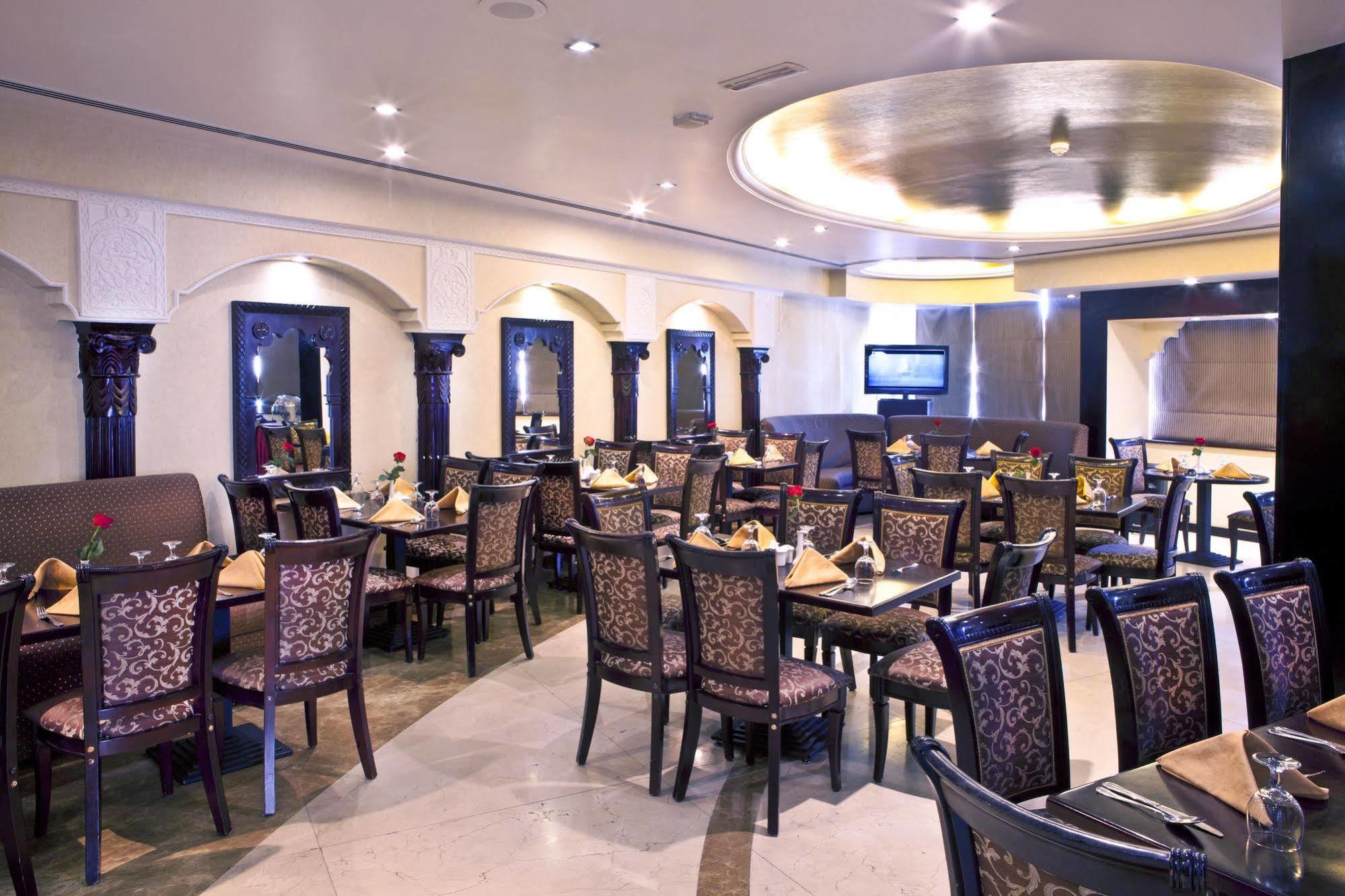 Landmark Riqqa Hotel Dubai Eksteriør billede